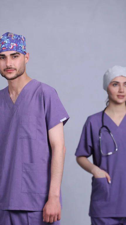اسکراب پزشکی بنفش